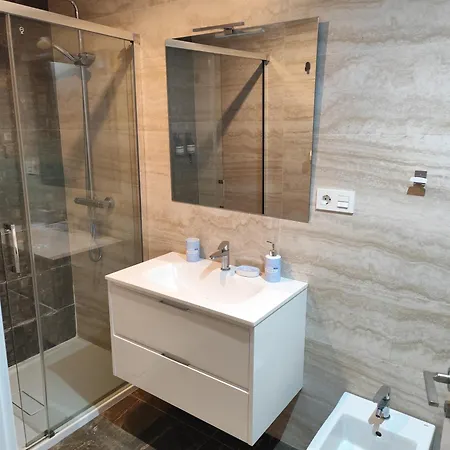 Apartament La Estacion Con Terraza Gijón