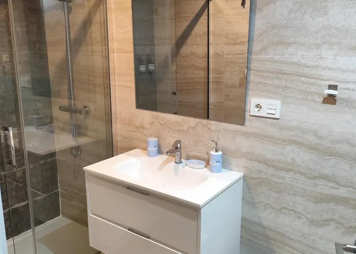 公寓 La Estacion Con Terraza 希洪